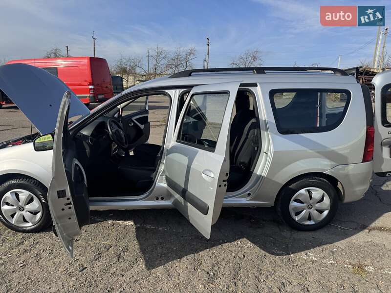 Универсал Dacia Logan MCV 2012 в Ровно фото 13 Универсал Dacia Logan MCV 2012 в Ровно