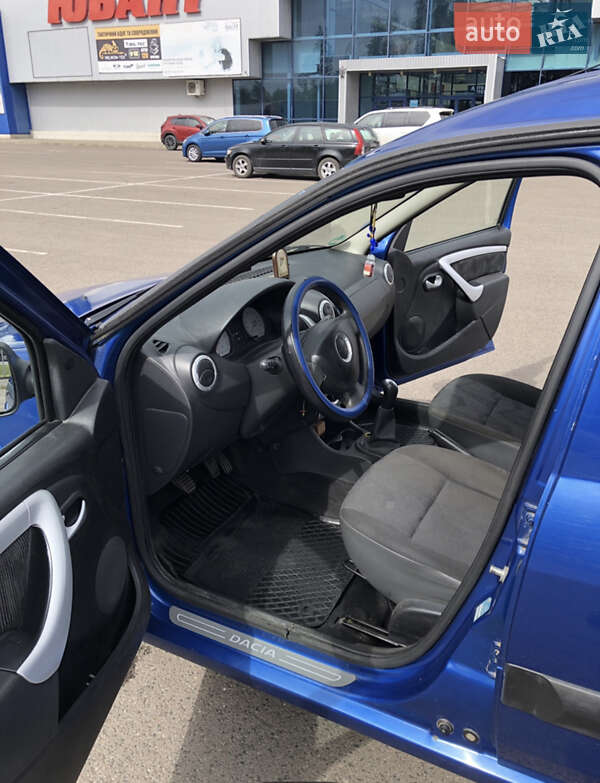 Универсал Dacia Logan MCV 2011 в Ковеле