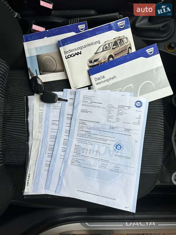 Универсал Dacia Logan MCV 2009 в Ромнах фото 35 Универсал Dacia Logan MCV 2009 в Ромнах