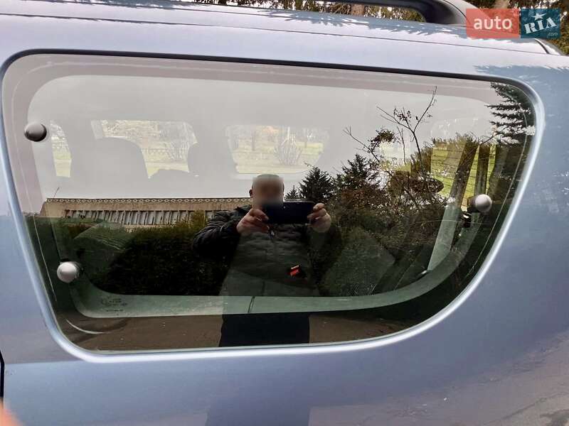 Універсал Dacia Logan MCV 2010 в Умані