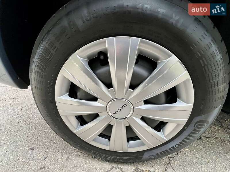 Універсал Dacia Logan MCV 2010 в Умані