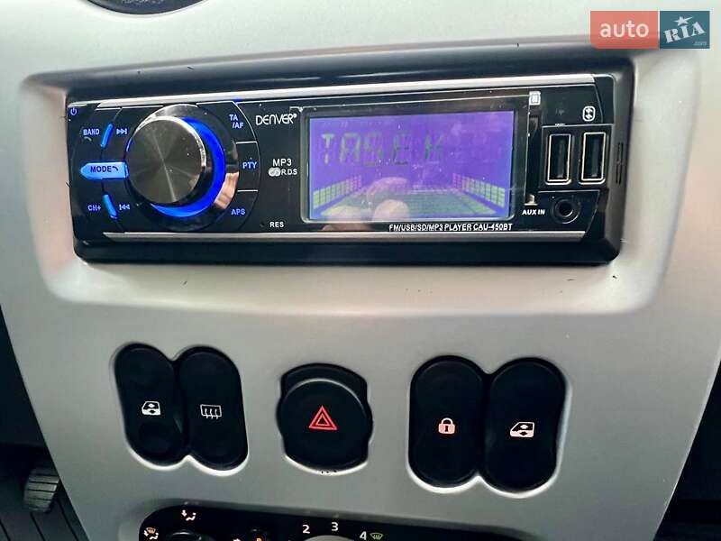 Універсал Dacia Logan MCV 2010 в Умані