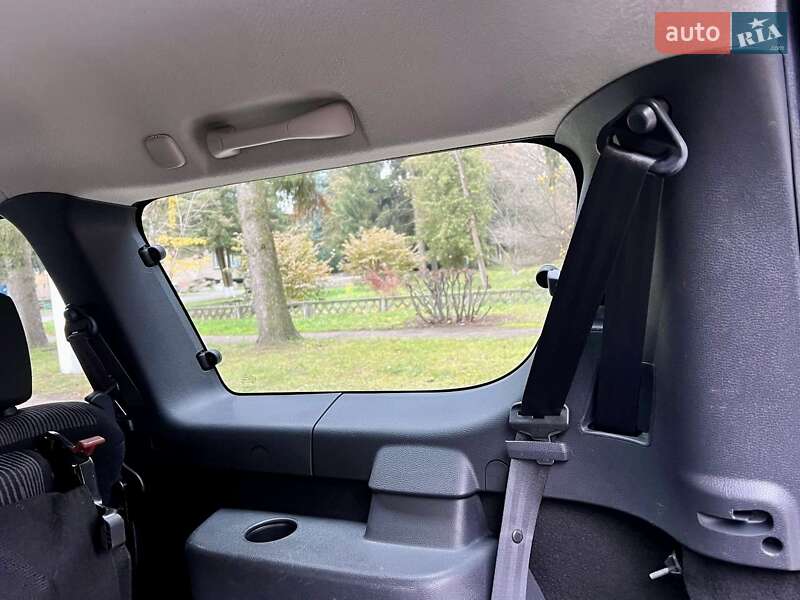 Універсал Dacia Logan MCV 2010 в Умані