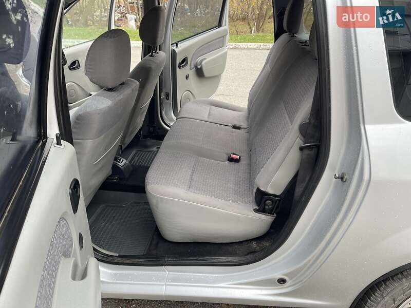 Универсал Dacia Logan MCV 2008 в Киеве фото 13 Универсал Dacia Logan MCV 2008 в Киеве