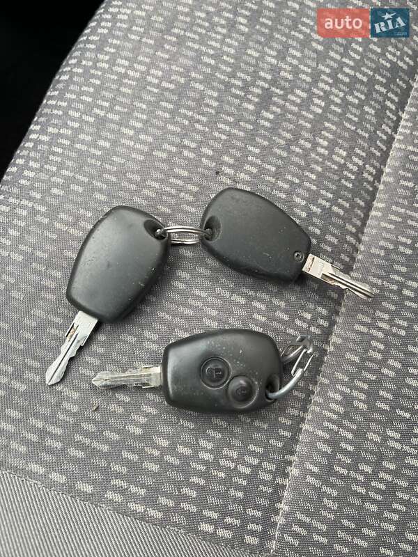 Универсал Dacia Logan MCV 2008 в Киеве фото 25 Универсал Dacia Logan MCV 2008 в Киеве