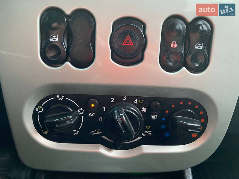 Універсал Dacia Logan MCV 2012 в Кропивницькому