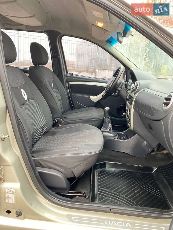 Універсал Dacia Logan MCV 2012 в Кропивницькому