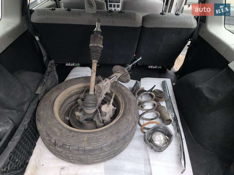 Універсал Dacia Logan MCV 2008 в Києві фото 22 Універсал Dacia Logan MCV 2008 в Києві