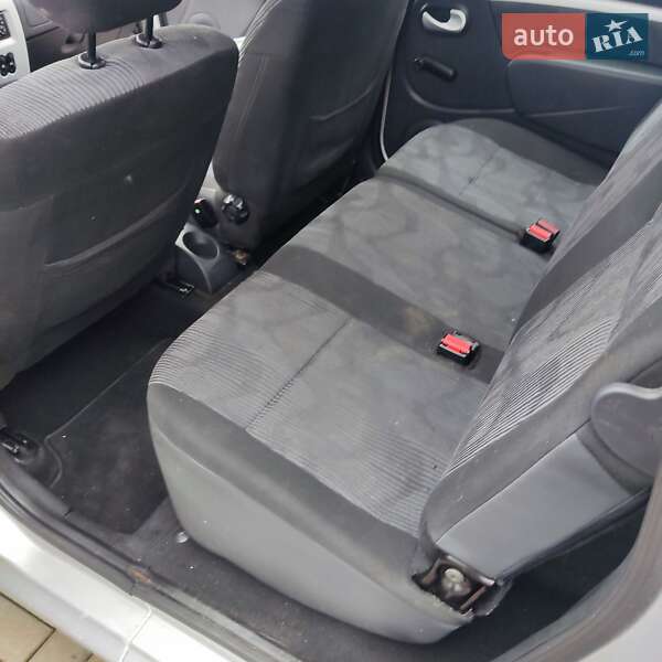 Універсал Dacia Logan MCV 2010 в Кам'янець-Подільському фото 11 Універсал Dacia Logan MCV 2010 в Кам'янець-Подільському