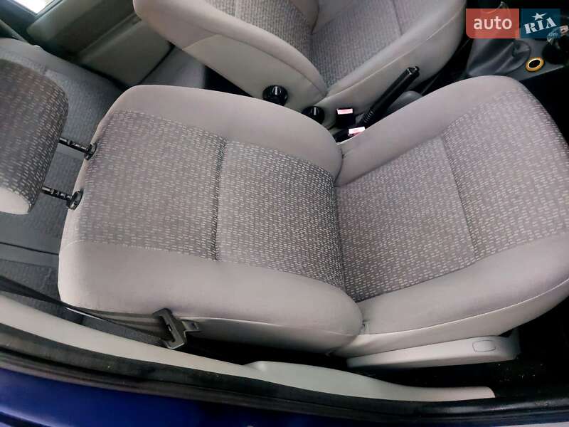 Універсал Dacia Logan MCV 2008 в Чернівцях