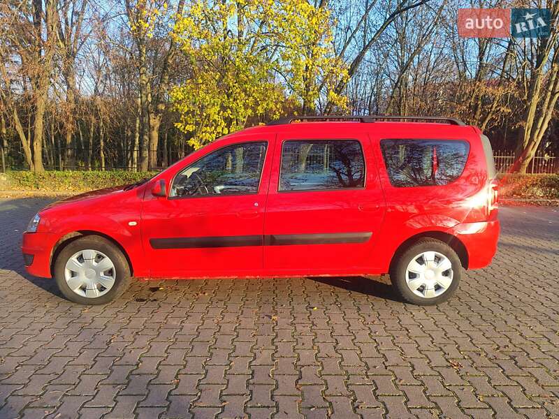 Універсал Dacia Logan MCV 2011 в Миргороді