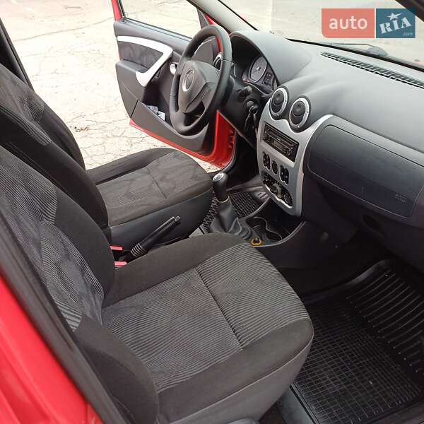 Універсал Dacia Logan MCV 2009 в Марганці фото 34 Універсал Dacia Logan MCV 2009 в Марганці