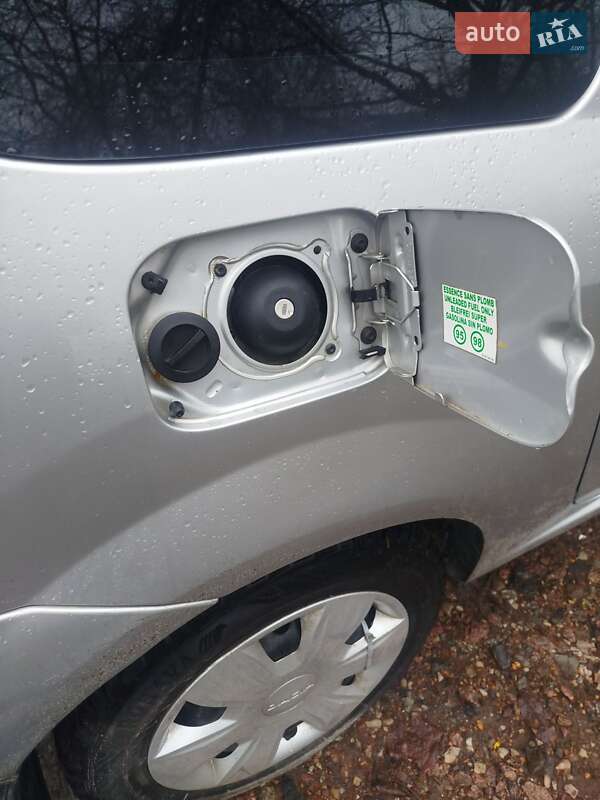 Универсал Dacia Logan MCV 2011 в Путивле