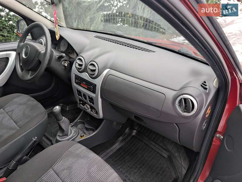 Універсал Dacia Logan MCV 2011 в Рівному