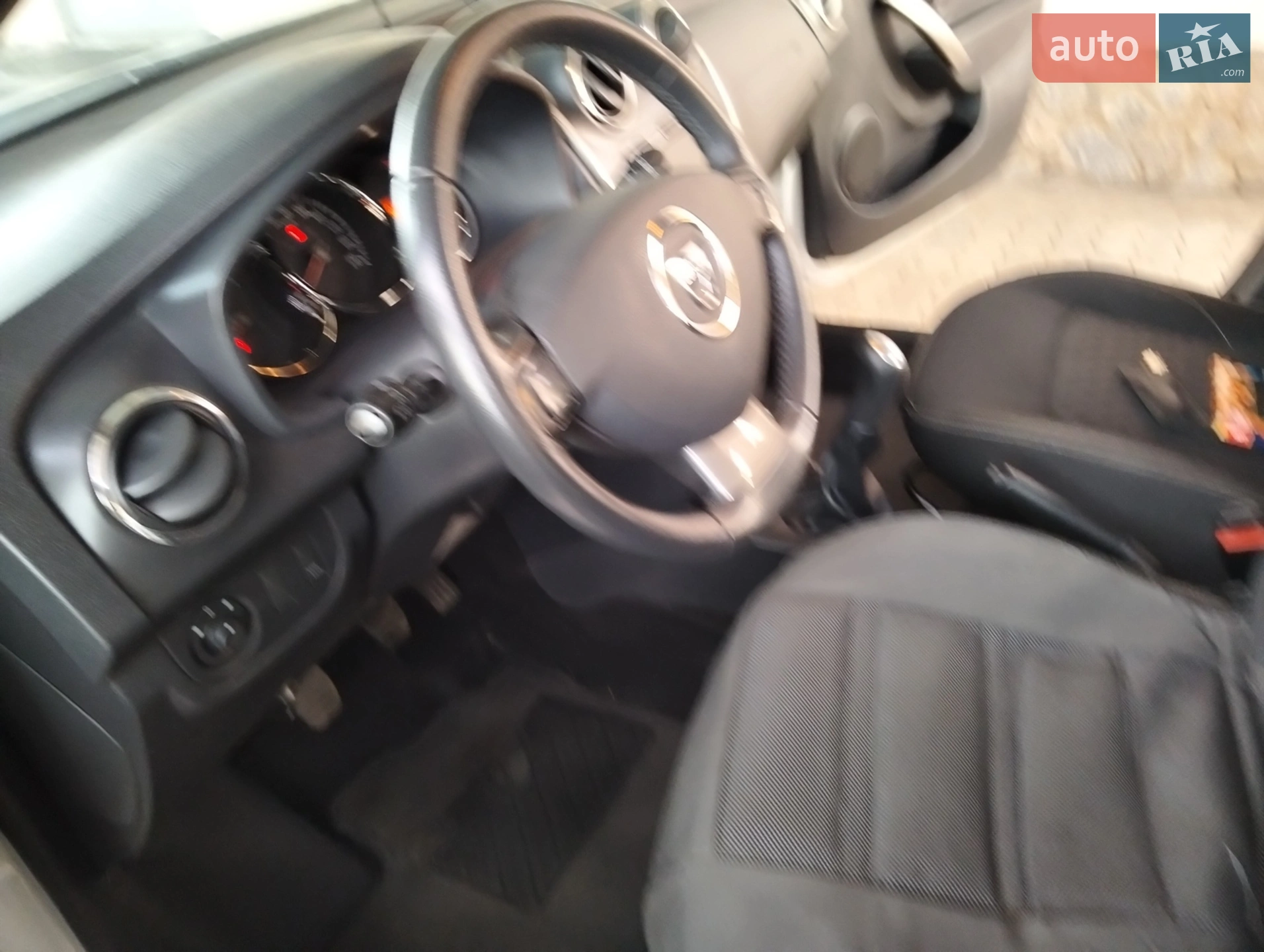2014 Dacia Logan - мініатюра 6