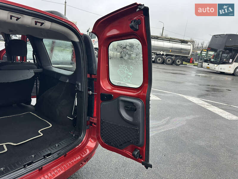 Универсал Dacia Logan MCV 2012 в Виннице фото 42 Универсал Dacia Logan MCV 2012 в Виннице