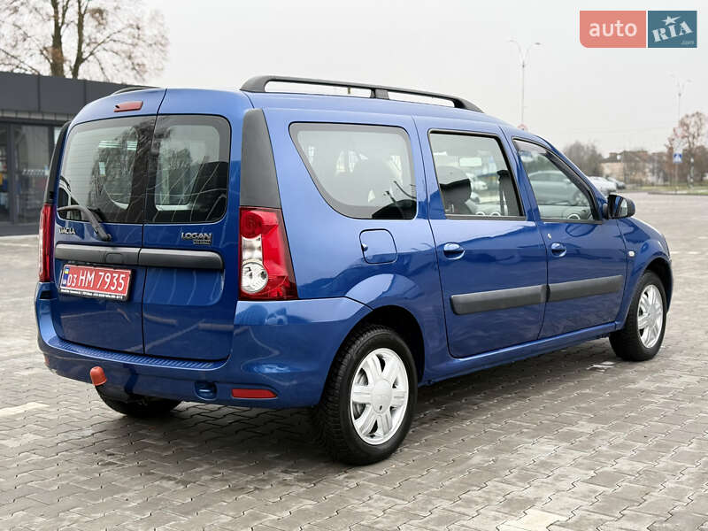 Універсал Dacia Logan MCV 2010 в Володимирі