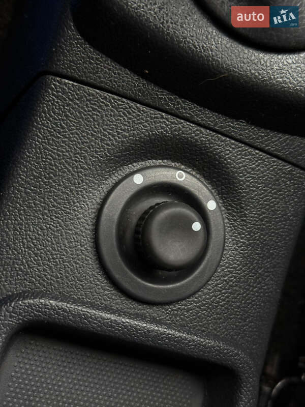 Універсал Dacia Logan MCV 2010 в Володимирі