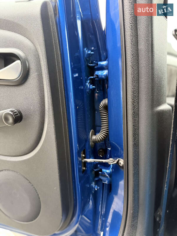 Універсал Dacia Logan MCV 2010 в Володимирі