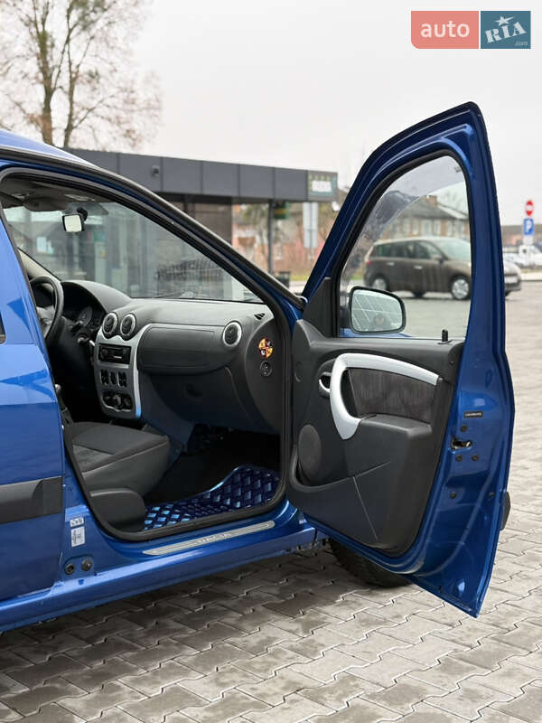 Універсал Dacia Logan MCV 2010 в Володимирі