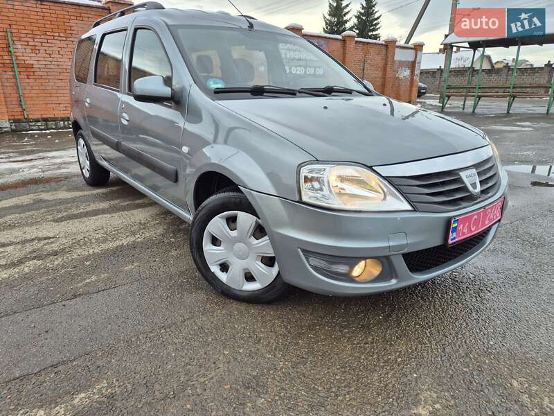 Універсал Dacia Logan MCV 2010 в Стрию