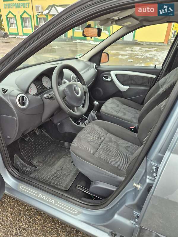 Універсал Dacia Logan MCV 2010 в Стрию