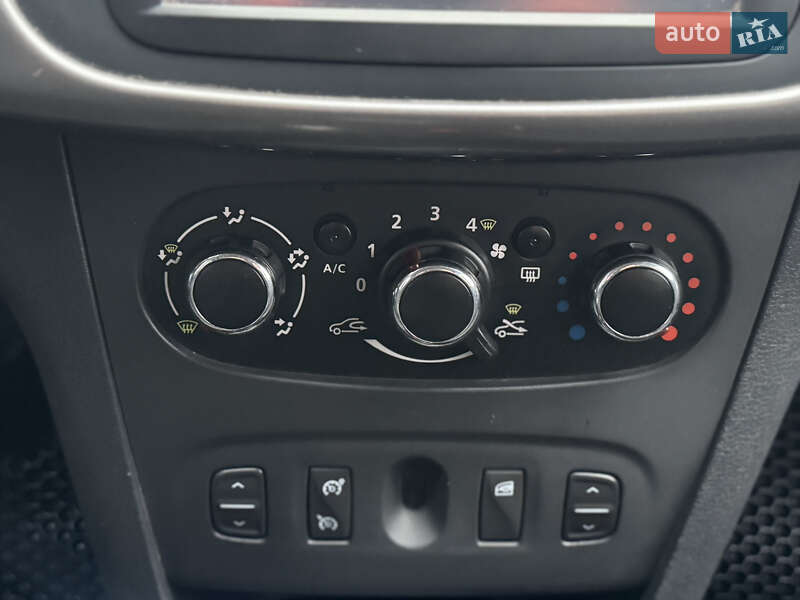 Универсал Dacia Logan MCV 2015 в Хмельницком фото 33 Универсал Dacia Logan MCV 2015 в Хмельницком