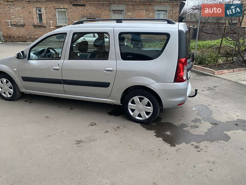 Универсал Dacia Logan MCV 2009 в Ромнах фото 11 Универсал Dacia Logan MCV 2009 в Ромнах