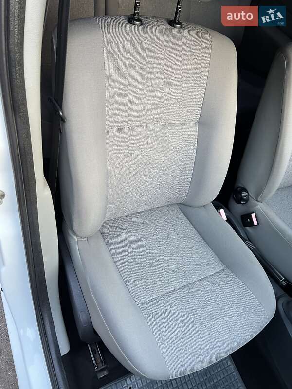 Универсал Dacia Logan MCV 2009 в Нежине фото 36 Универсал Dacia Logan MCV 2009 в Нежине