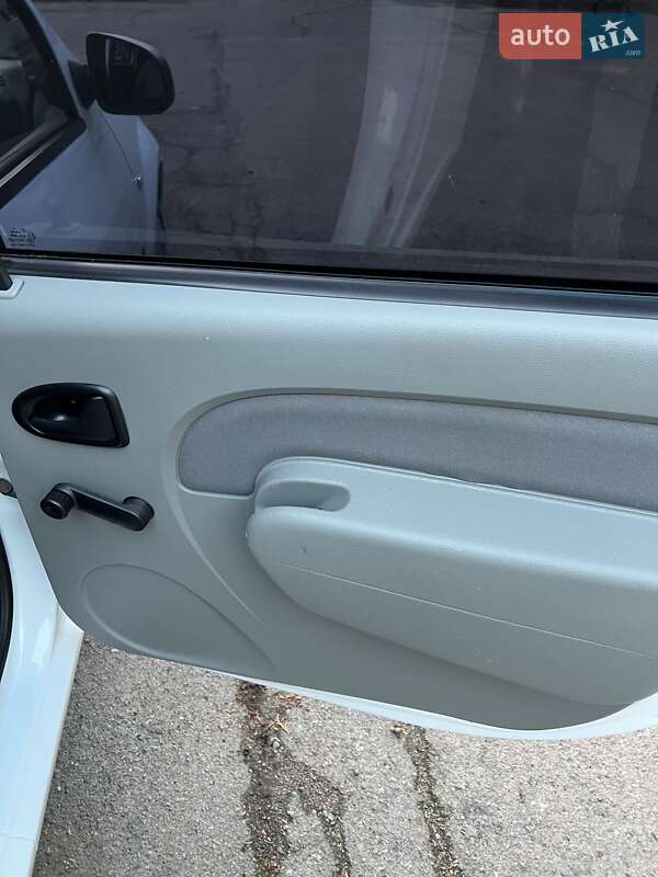 Универсал Dacia Logan MCV 2009 в Нежине фото 43 Универсал Dacia Logan MCV 2009 в Нежине