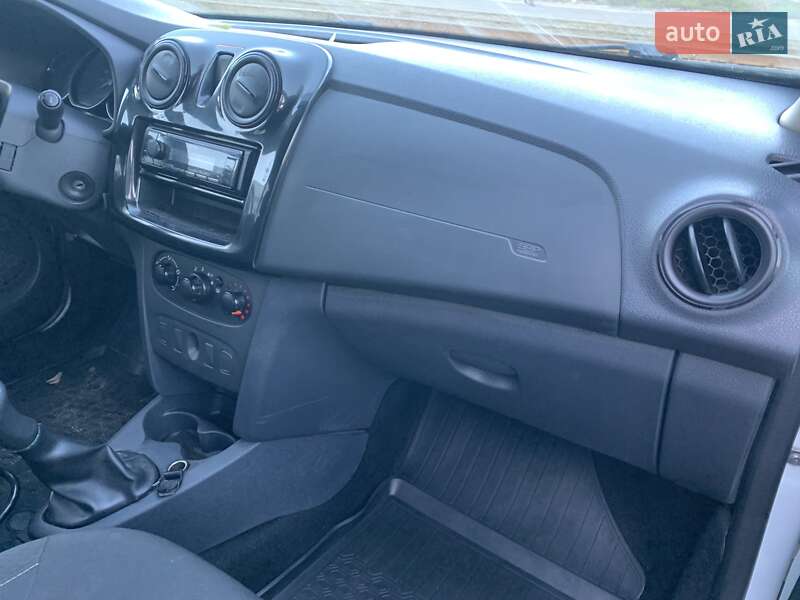 Универсал Dacia Logan MCV 2018 в Киеве фото 5 Универсал Dacia Logan MCV 2018 в Киеве