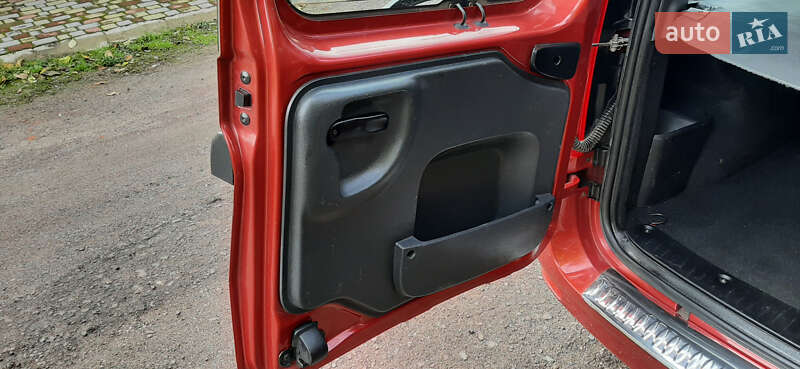 Универсал Dacia Logan MCV 2011 в Чернигове фото 57 Универсал Dacia Logan MCV 2011 в Чернигове