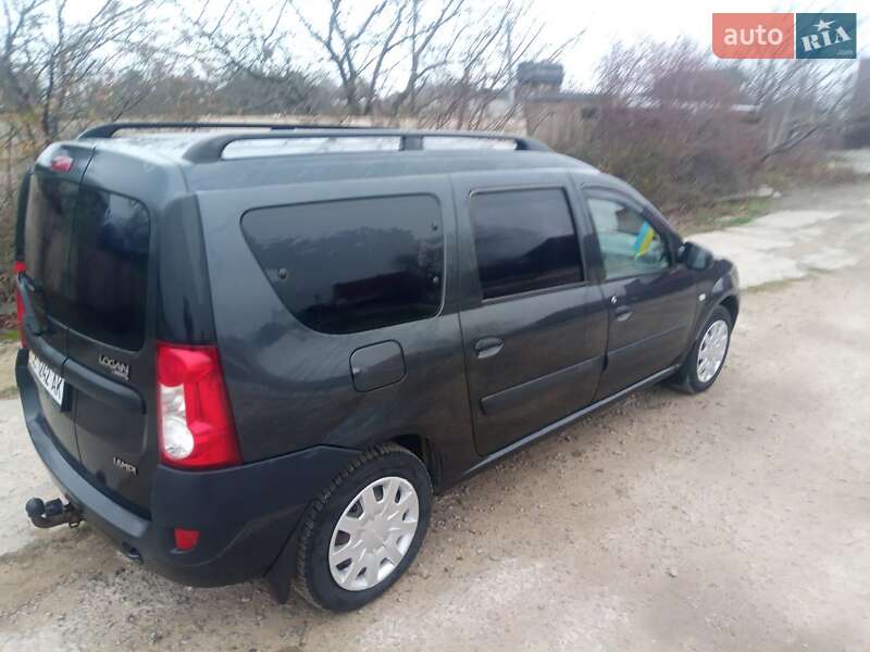 Універсал Dacia Logan MCV 2007 в Новодністровську