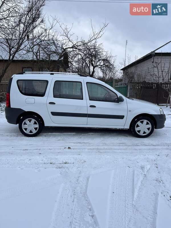 Універсал Dacia Logan MCV 2011 в Ніжині фото 8 Універсал Dacia Logan MCV 2011 в Ніжині
