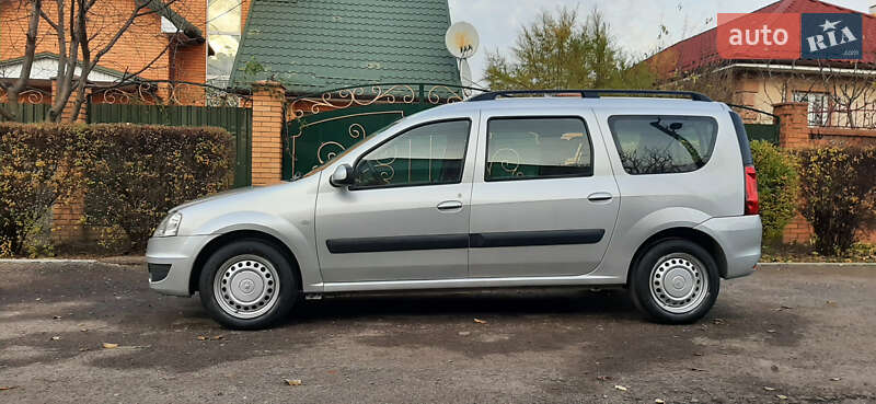 Универсал Dacia Logan MCV 2010 в Чернигове фото 5 Универсал Dacia Logan MCV 2010 в Чернигове
