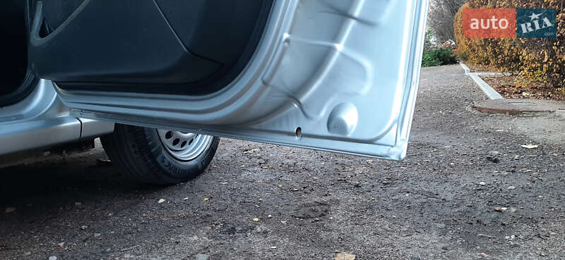 Универсал Dacia Logan MCV 2010 в Чернигове фото 28 Универсал Dacia Logan MCV 2010 в Чернигове