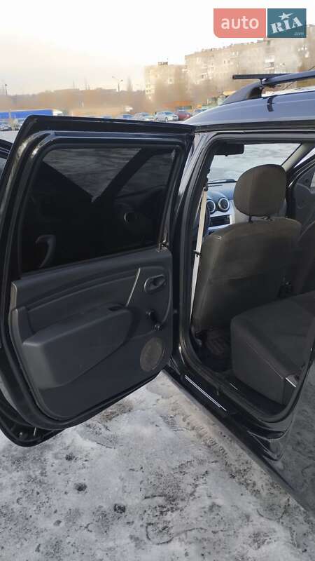 Універсал Dacia Logan MCV 2012 в Запоріжжі