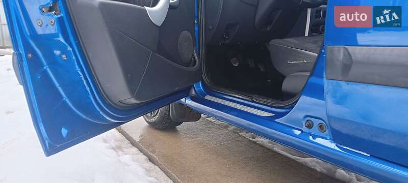 Универсал Dacia Logan MCV 2009 в Ивано-Франковске