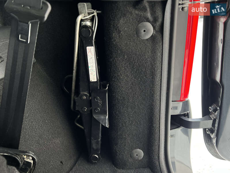 Универсал Dacia Logan MCV 2010 в Луцке фото 70 Универсал Dacia Logan MCV 2010 в Луцке