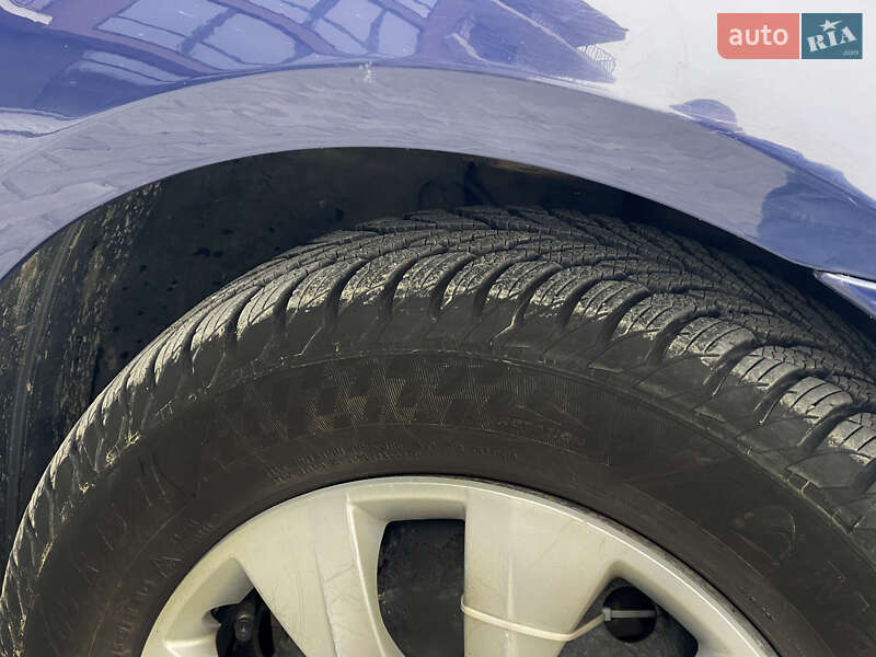 Универсал Dacia Logan MCV 2009 в Ужгороде фото 6 Универсал Dacia Logan MCV 2009 в Ужгороде