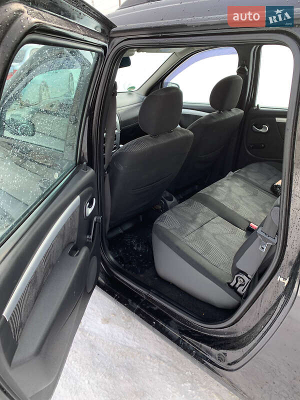 Универсал Dacia Logan MCV 2009 в Киеве