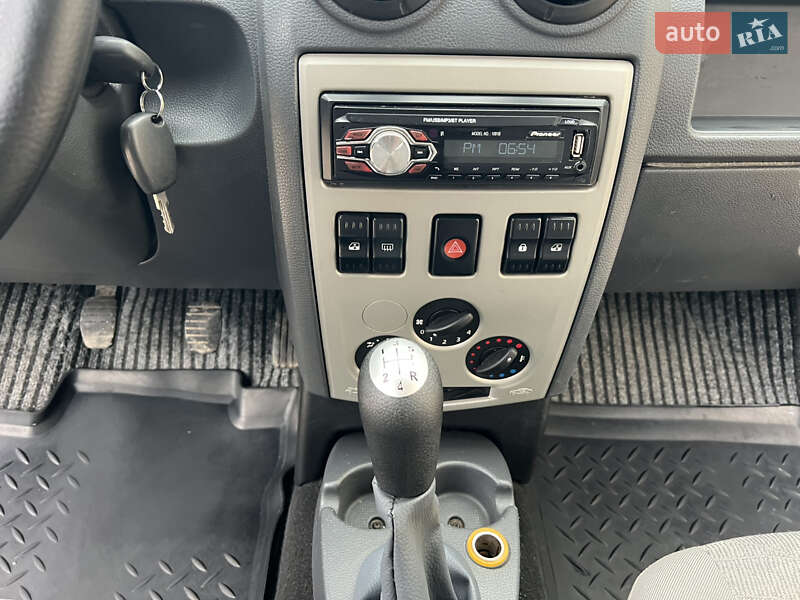 Универсал Dacia Logan MCV 2009 в Могилев-Подольске фото 21 Универсал Dacia Logan MCV 2009 в Могилев-Подольске