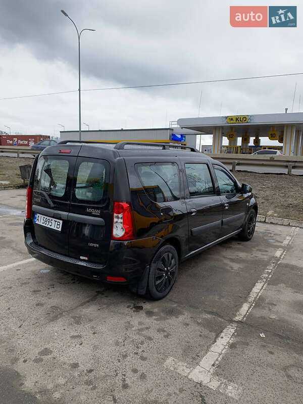Универсал Dacia Logan MCV 2009 в Киеве
