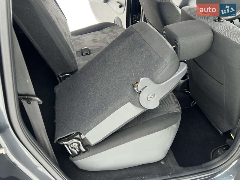 Универсал Dacia Logan MCV 2010 в Луцке