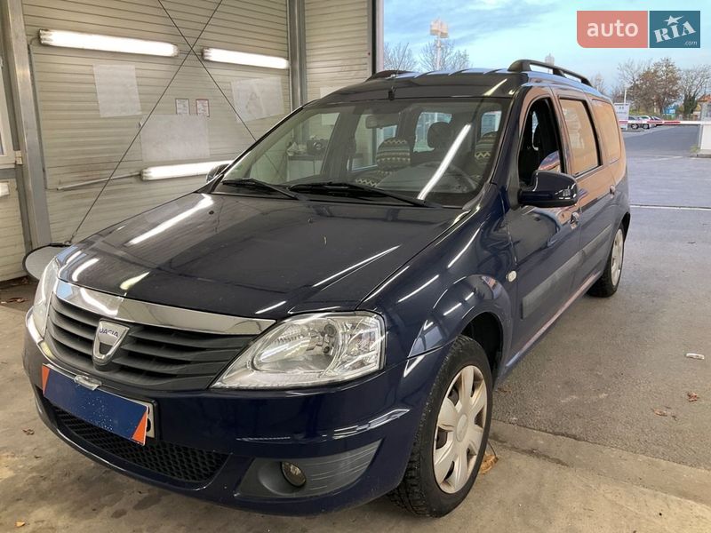 Седан Dacia Logan MCV 2010 в Ивано-Франковске