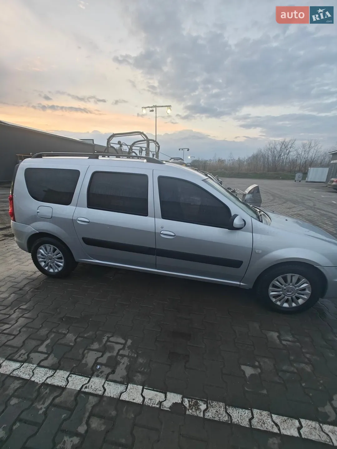 2011 Dacia Logan - мініатюра 10