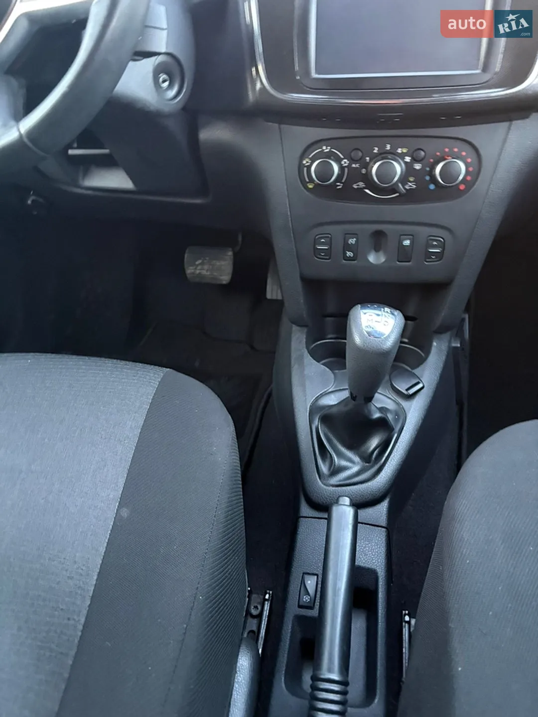 2017 Dacia Logan - мініатюра 7