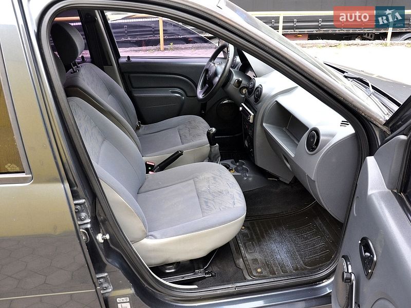 Универсал Dacia Logan MCV 2008 в Львове