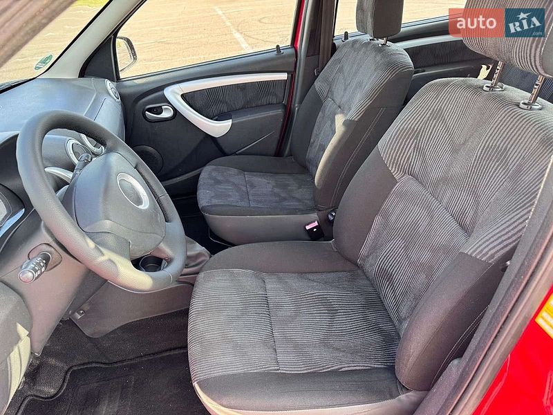 Универсал Dacia Logan MCV 2009 в Луцке