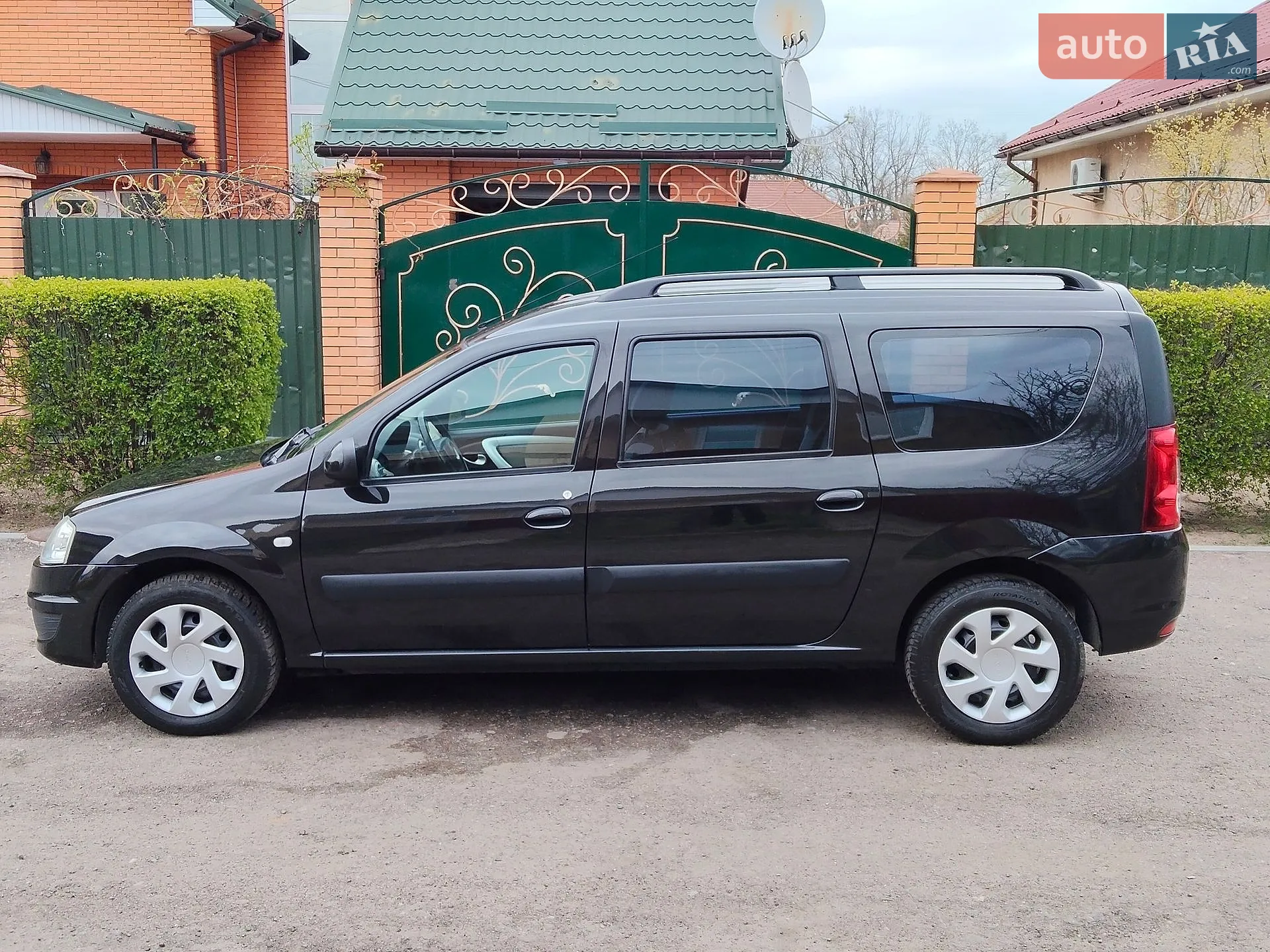 2010 Dacia Logan - мініатюра 3